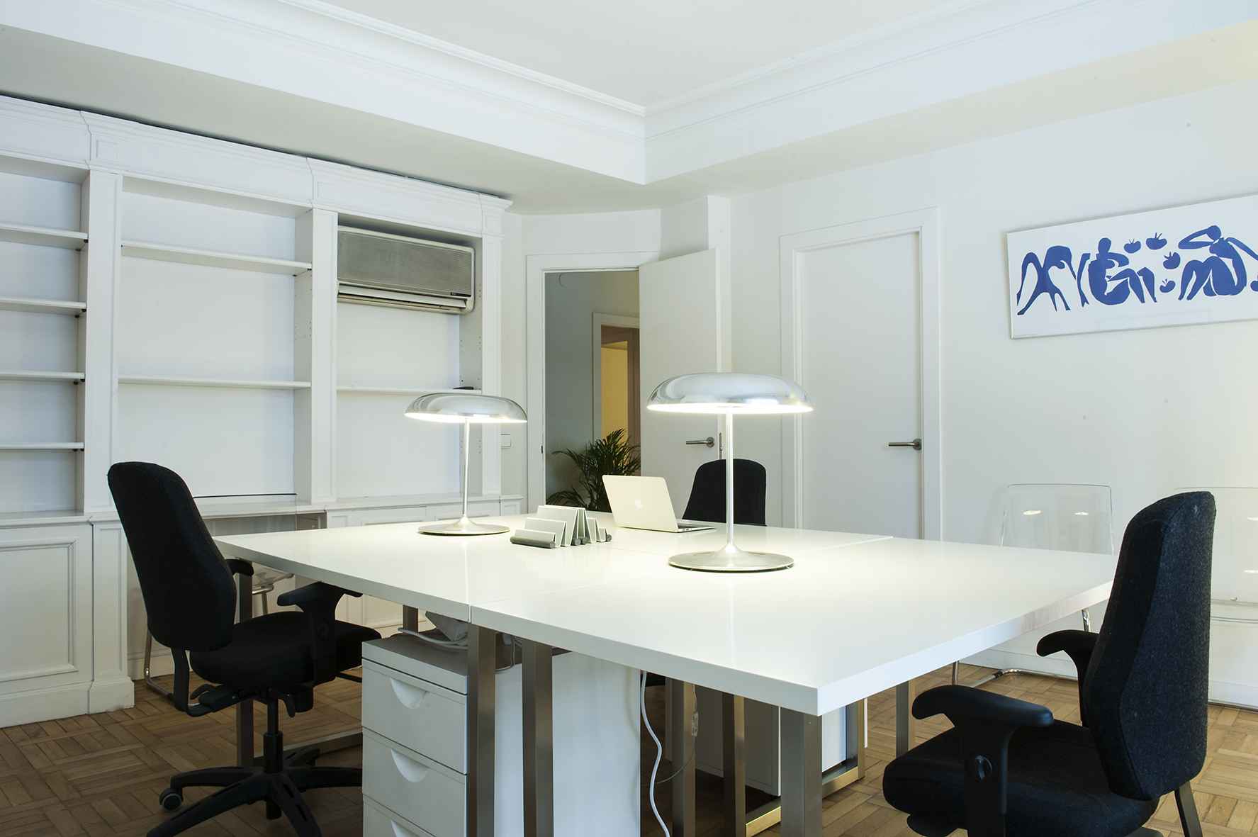 Downtown Offices - coworking space | Book now on Nomad Cowork - Co-Working Office Spaces Downtown